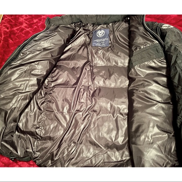American Eagle Puffer Jacket - Picture 5 of 8